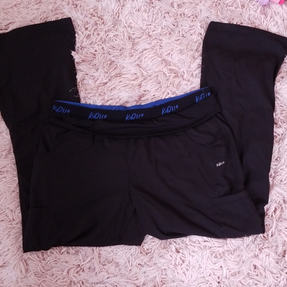 Black yoga scrub pants